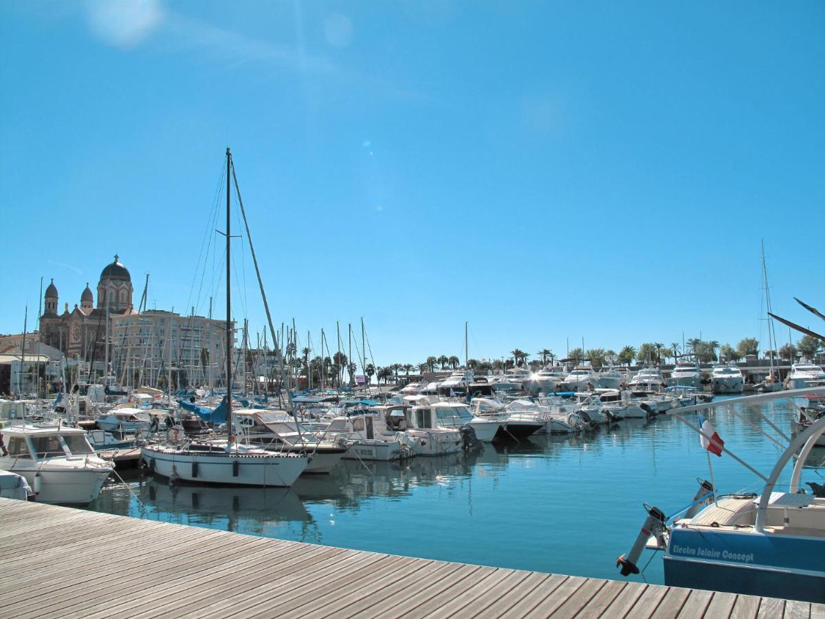 Apartment Les Rivages De L'Esterel By Interhome ブルリ・シュル・メール エクステリア 写真