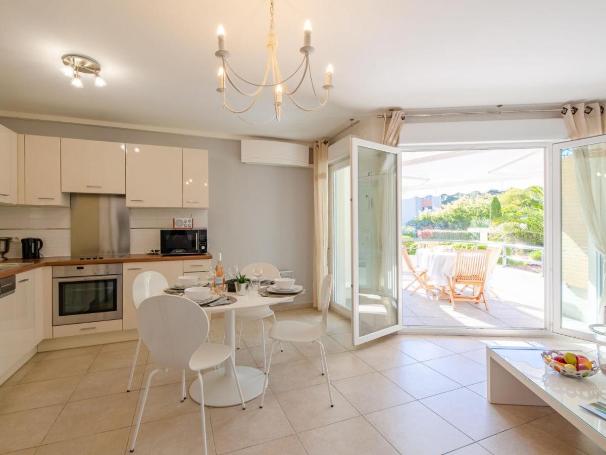 Apartment Les Rivages De L'Esterel By Interhome ブルリ・シュル・メール エクステリア 写真